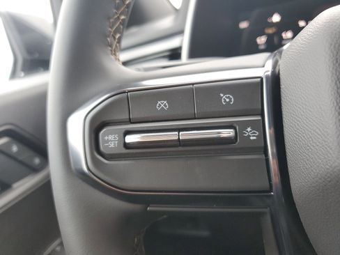 New 2026 GMC Canyon AT4 w/ LPO, Off Road Lift Package image 14