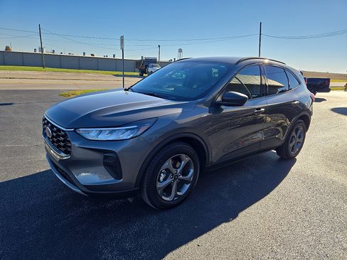 Certified 2025 Ford Escape ST-Line w/ Equipment Group 301A image 7