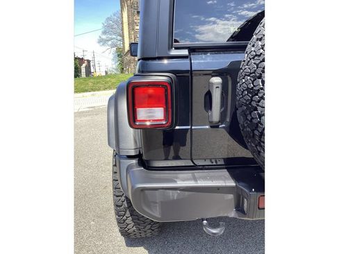 Used 2023 Jeep Wrangler Unlimited Sport AWD/4WD image 30