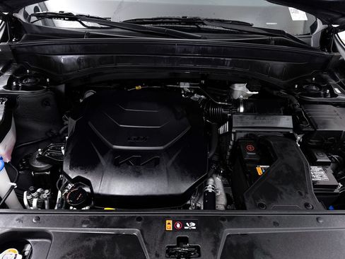 Certified 2024 Kia Telluride S w/ S Sunroof Package FWD image 13