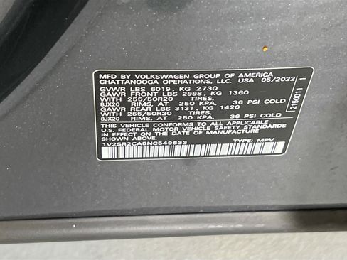 Used 2022 Volkswagen Atlas SEL R-Line image 34