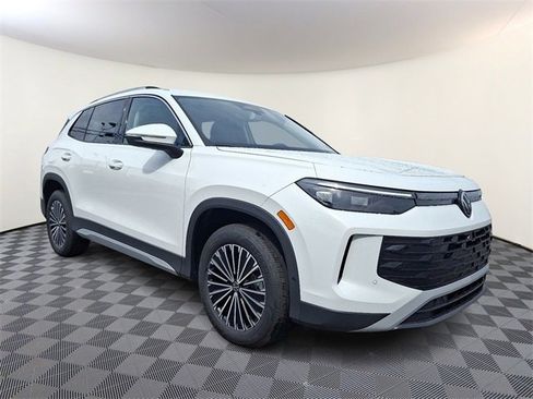 New 2025 Volkswagen Tiguan S image 1