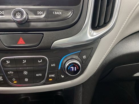 Used 2020 Chevrolet Equinox Premier AWD/4WD image 49