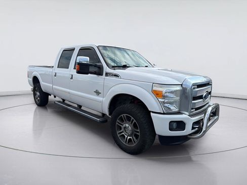 Used 2015 Ford F350 Platinum w/ FX4 Off-Road Package AWD/4WD image 2