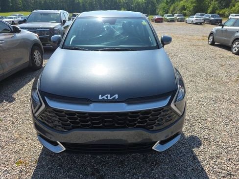 Certified 2023 Kia Sportage EX FWD image 2