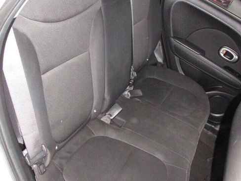 Used 2015 Kia Soul FWD image 22