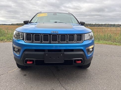 Used 2019 Jeep Compass Trailhawk image 4