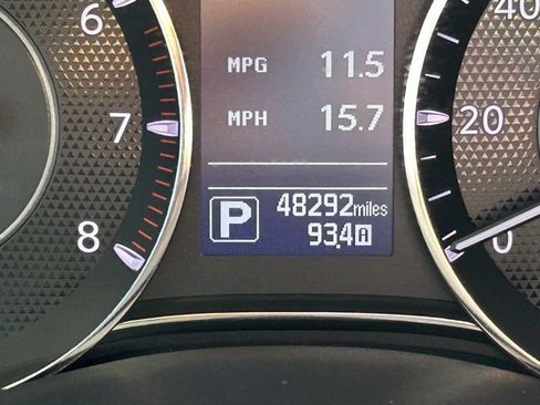 Used 2017 Nissan Armada Platinum image 22