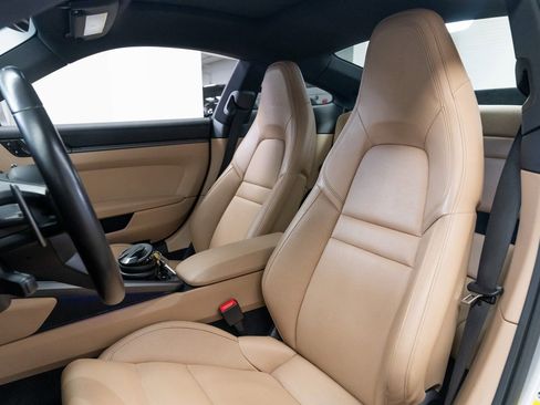 Used 2021 Porsche 911 Carrera 4 image 15