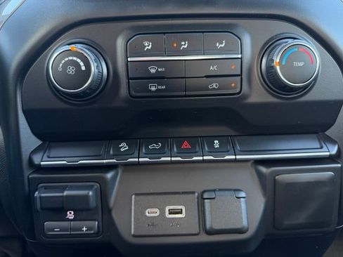 Used 2021 Chevrolet Silverado 1500 Custom Trail Boss AWD/4WD image 25