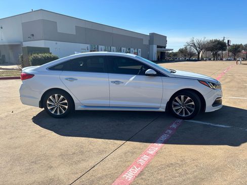 Used 2017 Hyundai Sonata Sport w/ Value Edition Package 02 image 4
