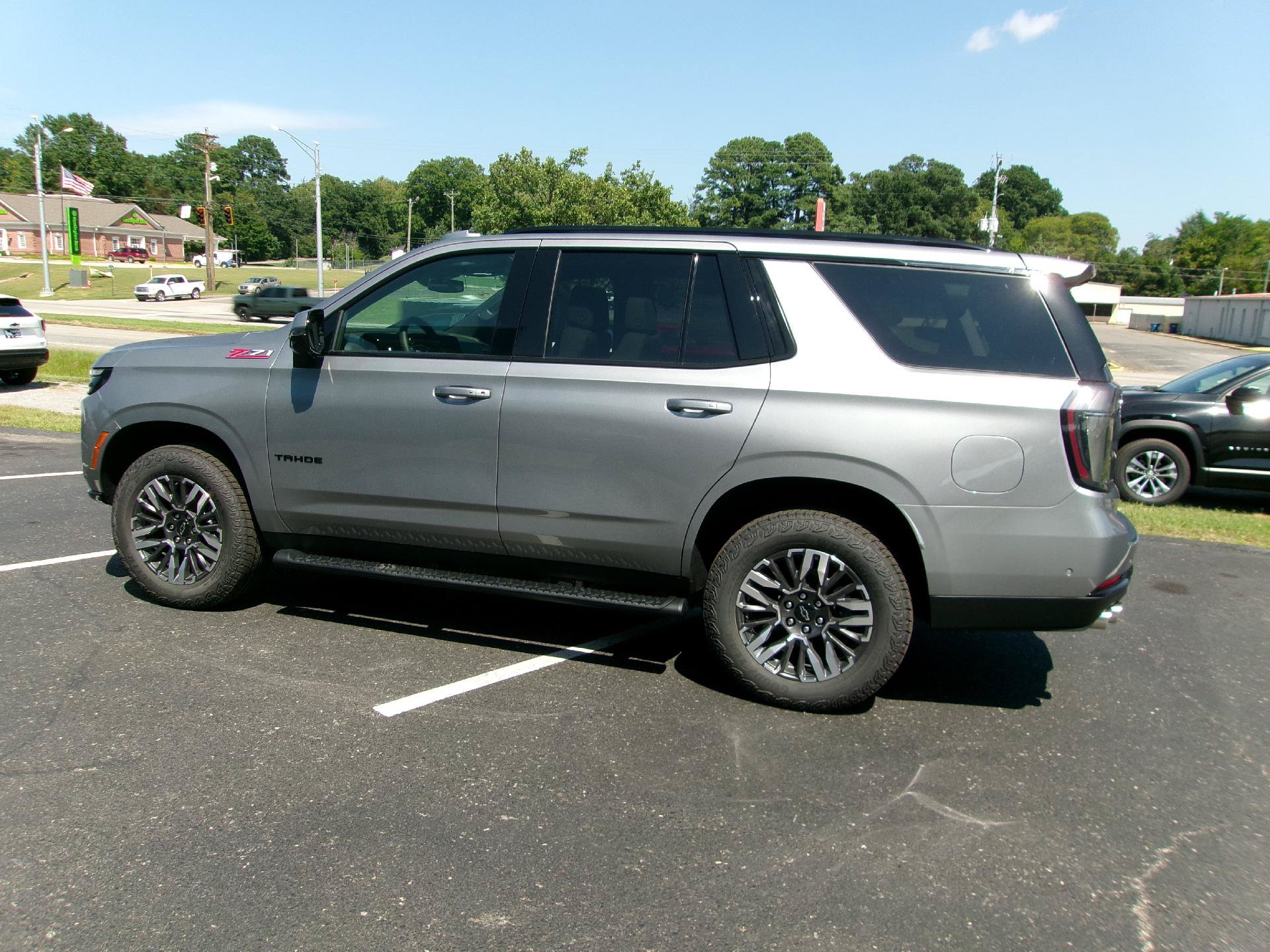 New 2026 Chevrolet Tahoe Z71 w/ Z71 Off-Road Package AWD/4WD image 5