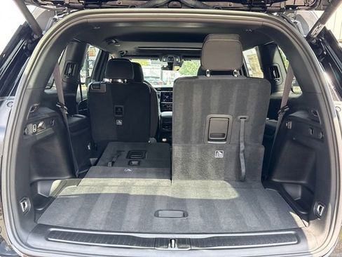 New 2025 Jeep Grand Cherokee L Laredo w/ Luxury Tech Group I image 25