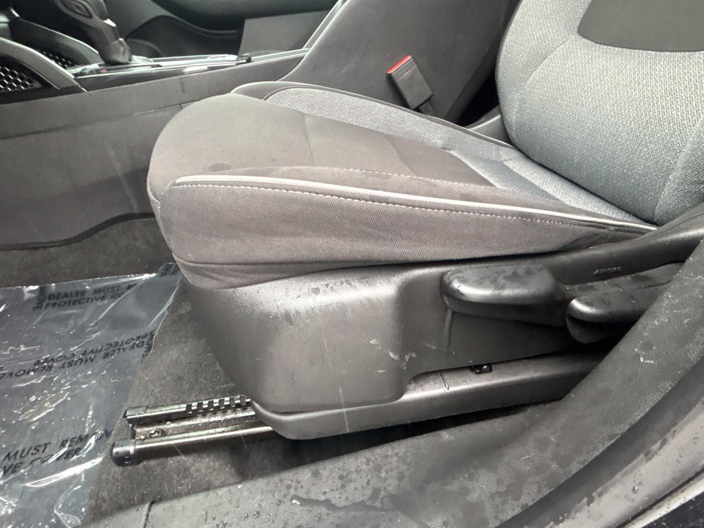 Used 2025 Chevrolet TrailBlazer LT AWD/4WD image 34