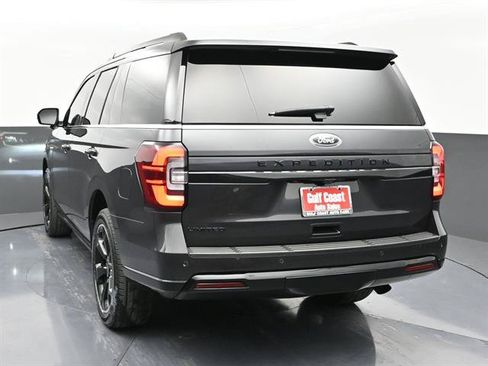 Certified 2023 Ford Expedition Limited RWD image 4