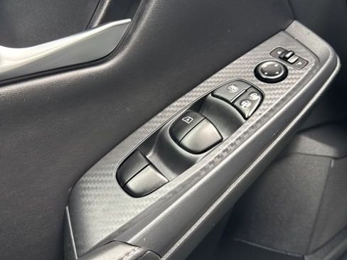 Used 2022 Nissan Sentra SV image 25