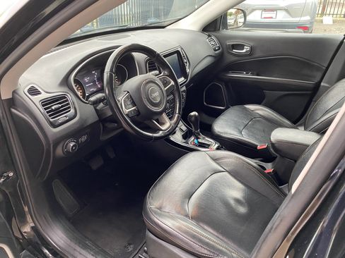 Used 2019 Jeep Compass Limited AWD/4WD image 3