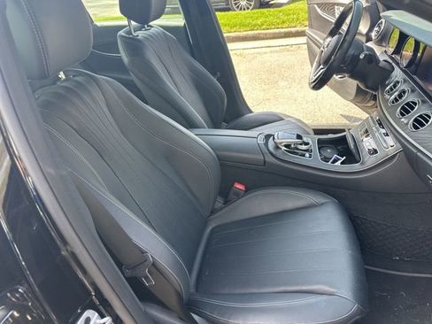 Used 2019 Mercedes-Benz E 300 E 300 image 17