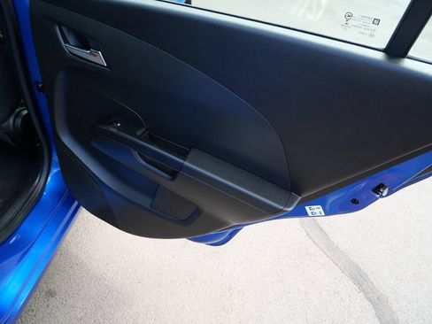Used 2018 Chevrolet Sonic LT FWD image 25