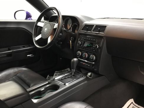 Used 2010 Dodge Challenger R/T RWD image 20
