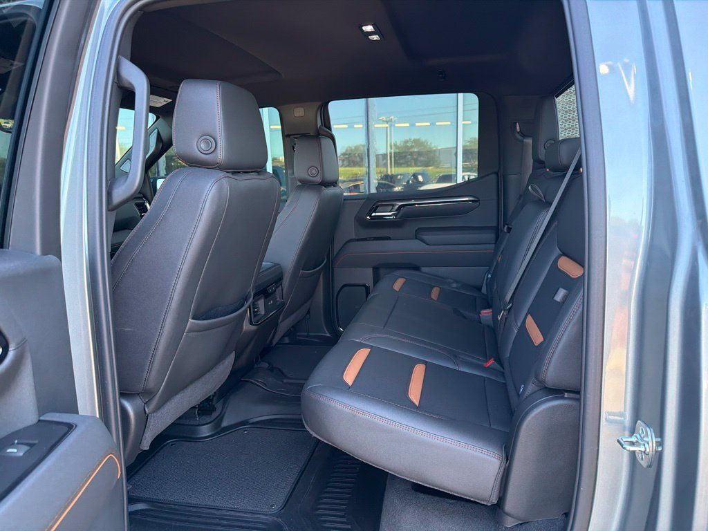 Used 2026 GMC Sierra 1500 AT4 w/ AT4 Premium Package AWD/4WD image 8