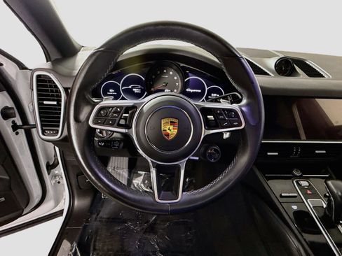 Used 2023 Porsche Cayenne Platinum Edition AWD/4WD image 13