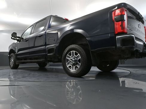 Used 2023 Ford F250 Lariat w/ FX4 Off-Road Package image 53