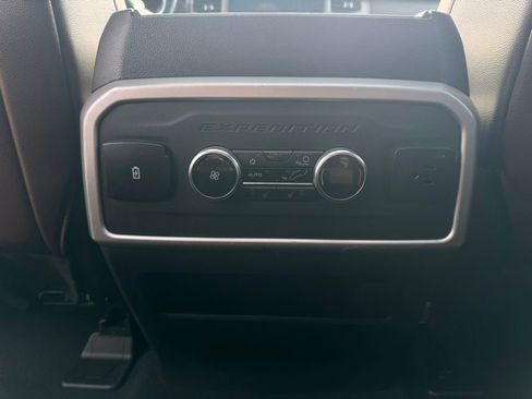 Used 2024 Ford Expedition Max Limited image 32