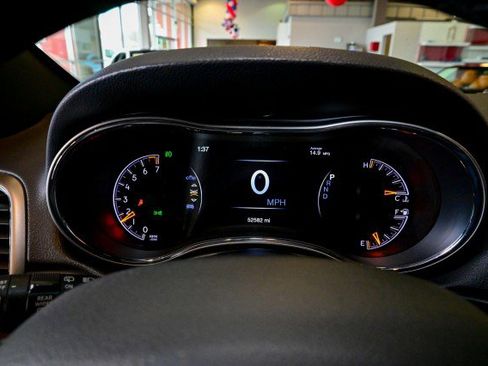 Used 2021 Jeep Grand Cherokee Limited w/ Premium Lighting Group image 26