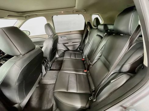 Used 2023 Nissan Rogue SV w/ SV Premium Package FWD image 25