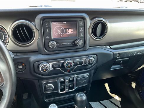 Used 2020 Jeep Wrangler Unlimited Sport S AWD/4WD image 15