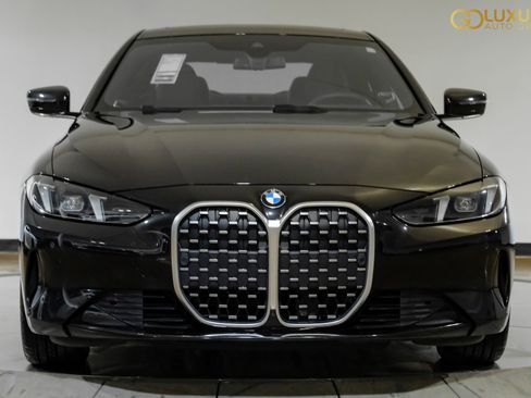 Used 2025 BMW 430i Coupe w/ Premium Package image 7