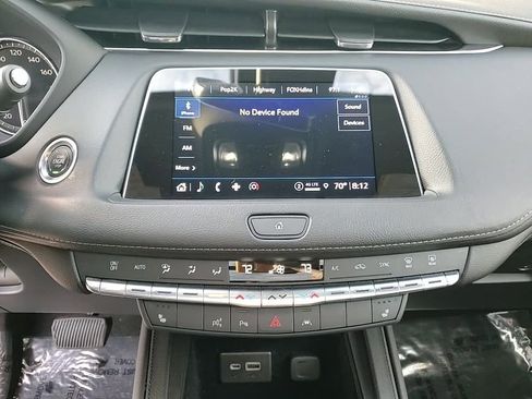 Used 2022 Cadillac XT4 Premium Luxury w/ Enhanced Visibility Package image 19