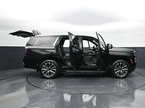 Used 2025 Chevrolet Tahoe High Country w/ Sun And Tow Package AWD/4WD image 48