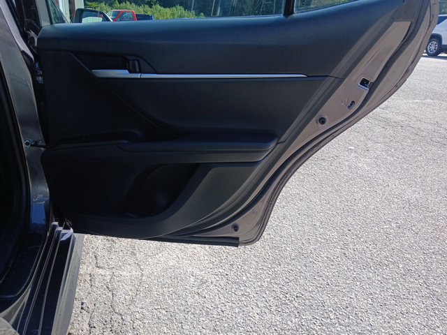 Used 2024 Toyota Camry SE w/ Blackout Package (TMS) FWD image 21