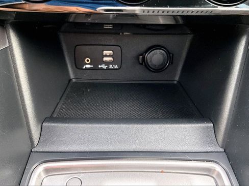 Used 2023 Subaru Forester Premium image 28