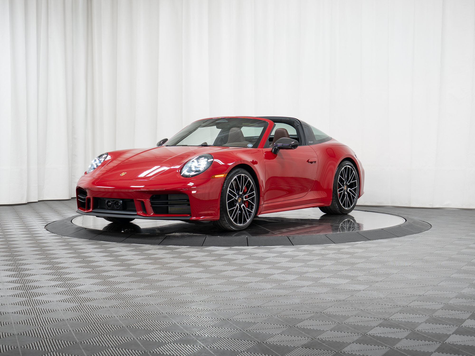 Certified 2026 Porsche 911 Targa 4S AWD/4WD image 38