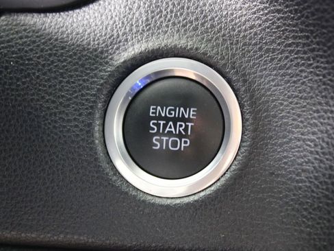 Used 2022 Toyota Tundra SR w/ SR Tow Package AWD/4WD image 12