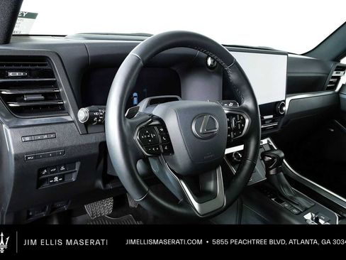 Used 2025 Lexus GX 550 w/ Accessory Package (2T) AWD/4WD image 12