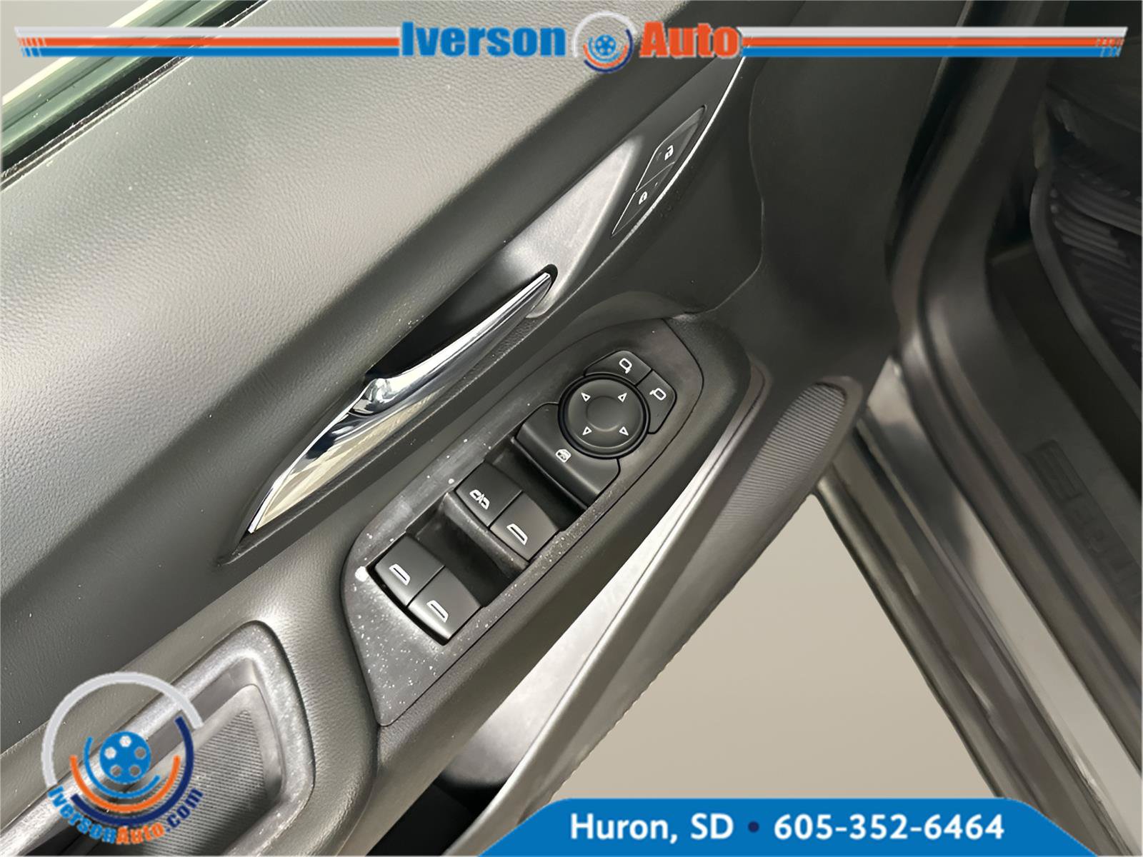 Used 2021 Chevrolet Equinox LT AWD/4WD image 16