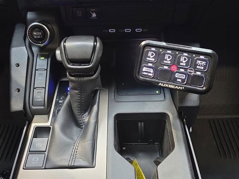 Used 2024 Toyota Land Cruiser image 28