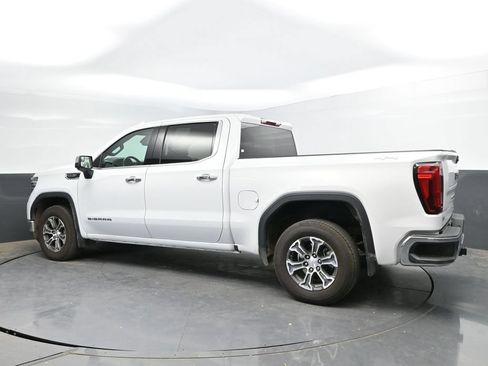 Used 2025 GMC Sierra 1500 SLT AWD/4WD image 7