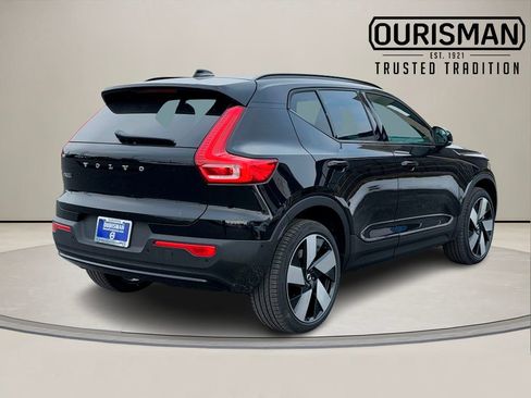 New 2026 Volvo EX40 Plus w/ Climate Package image 6