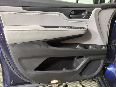 Used 2018 Honda Odyssey EX-L image 13