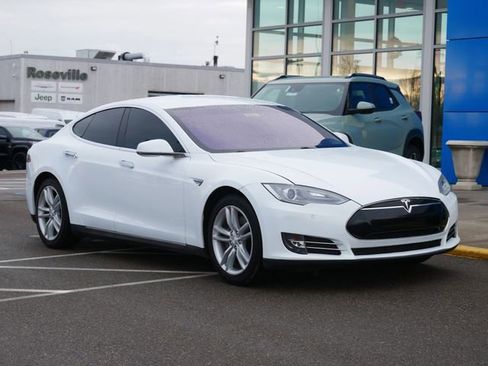 Used 2014 Tesla Model S 85 image 23