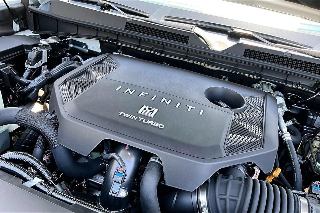 New 2027 INFINITI QX80 Luxe RWD image 28