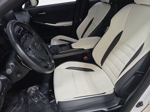 Used 2025 Lexus IS 350 F Sport AWD/4WD image 13