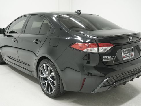 Used 2022 Toyota Corolla SE FWD image 6