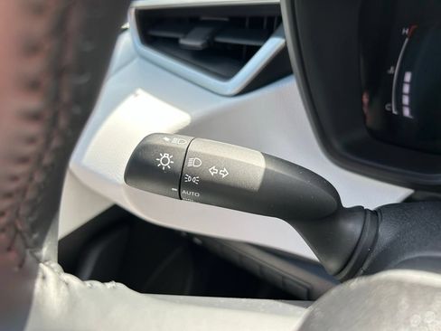 Certified 2026 Toyota Corolla SE FWD image 21