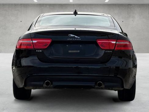 Used 2017 Jaguar XE RWD image 15